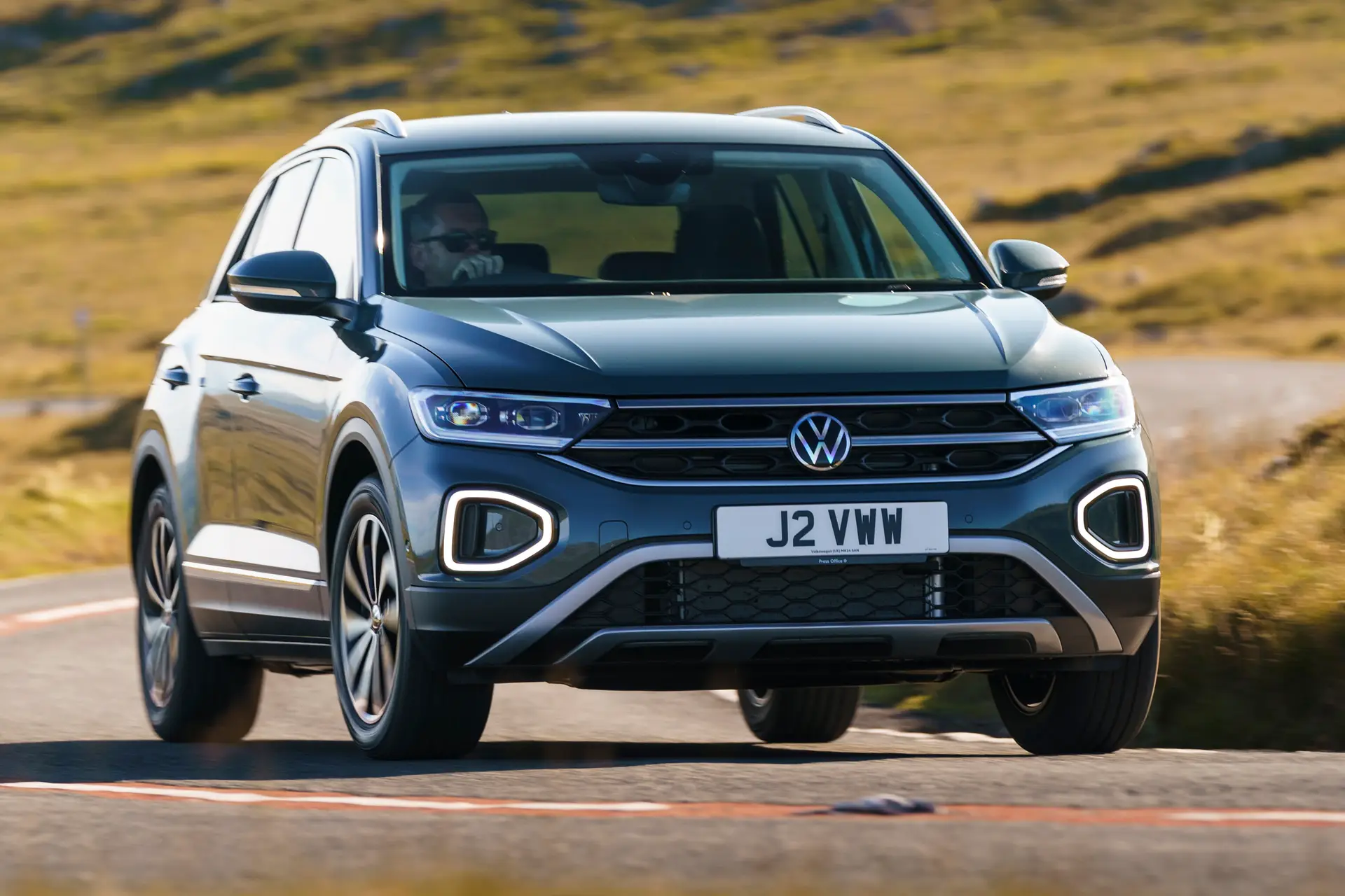 Volkswagen T-Roc Review 2024: Driving