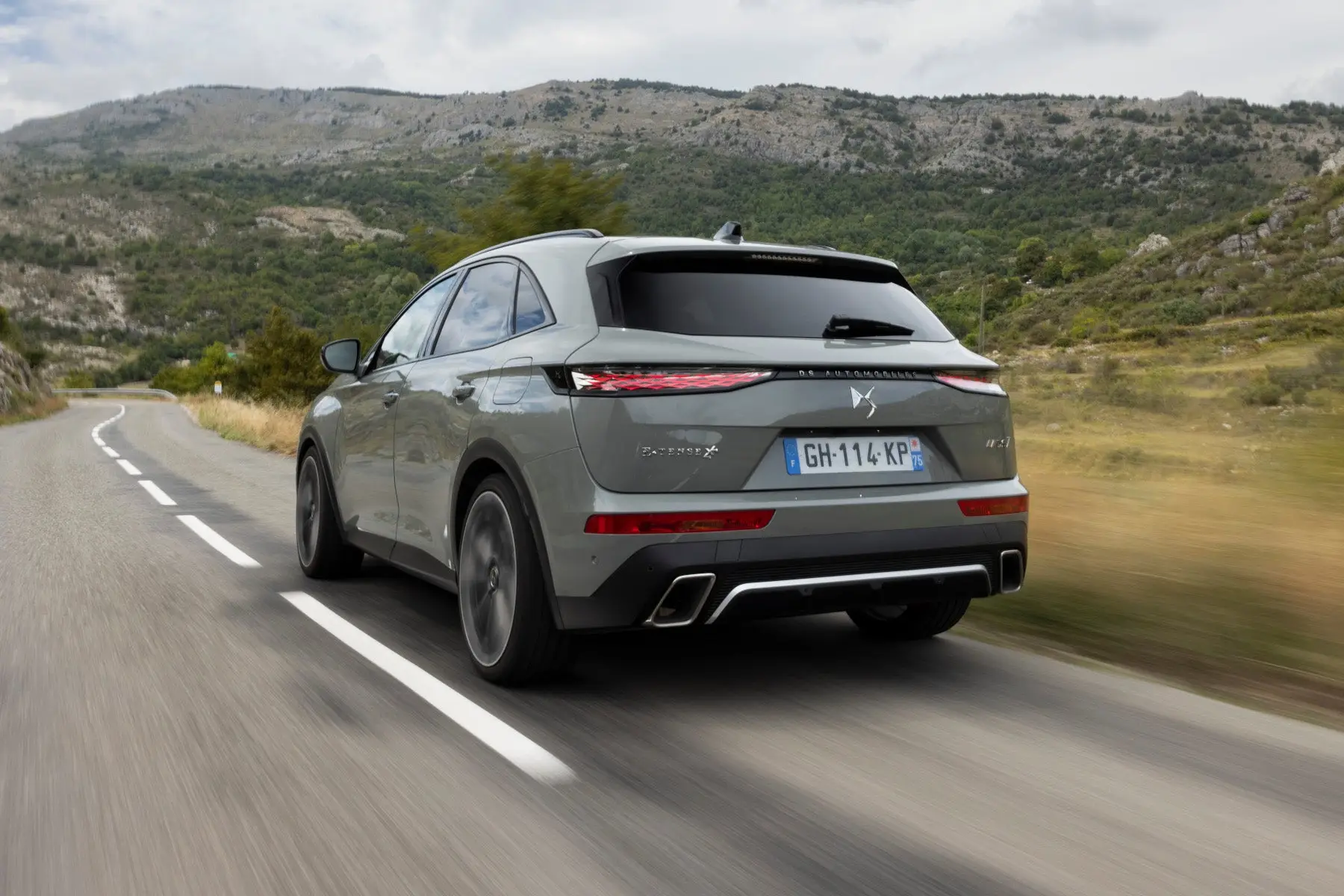 DS 7 Review 2023: rear driving