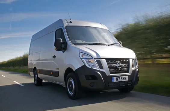 Main listing image - Nissan NV400 (2011-2022) Review