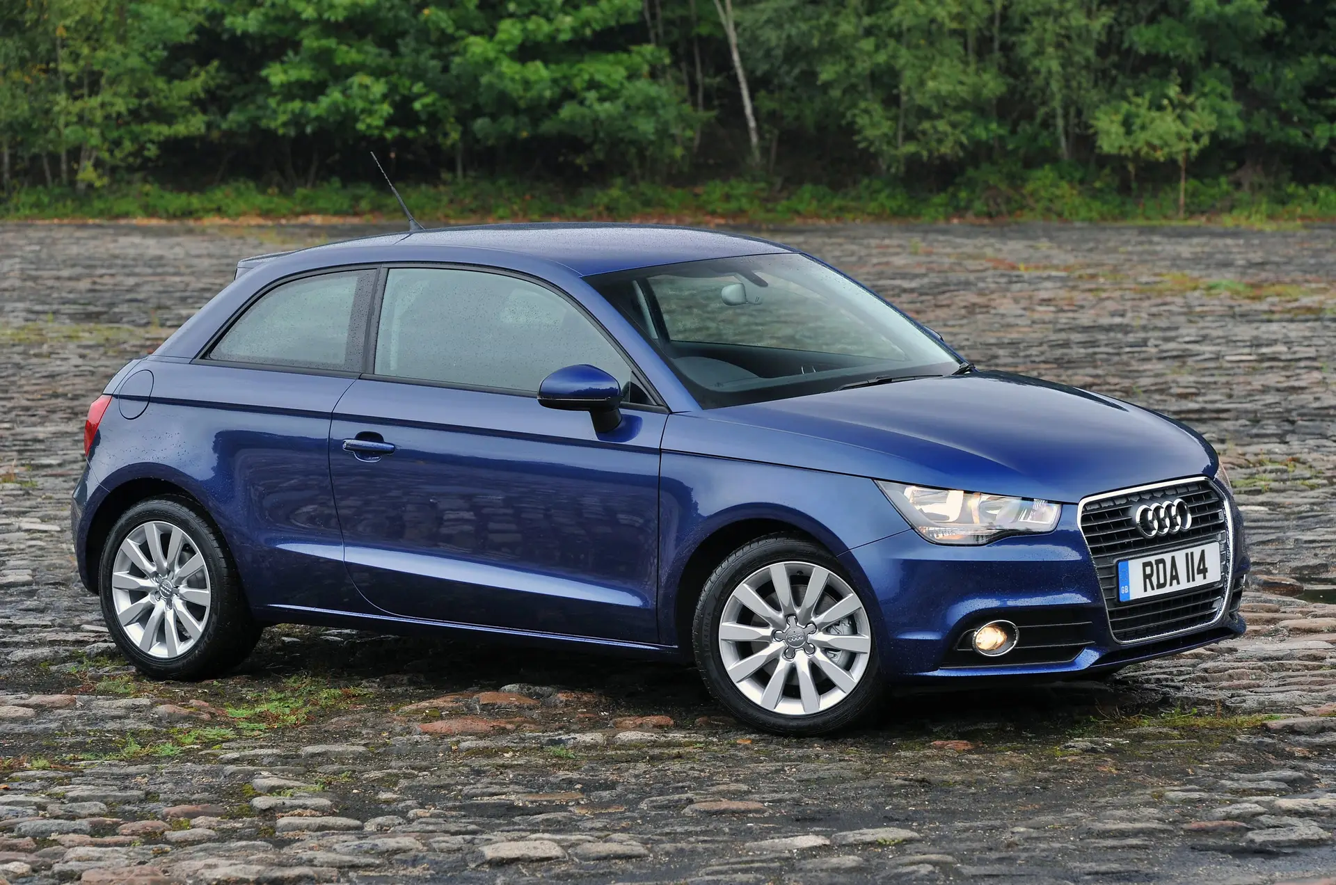 Audi A1 (2010-2018) Review: exterior front three quarter photo of the Audi A1