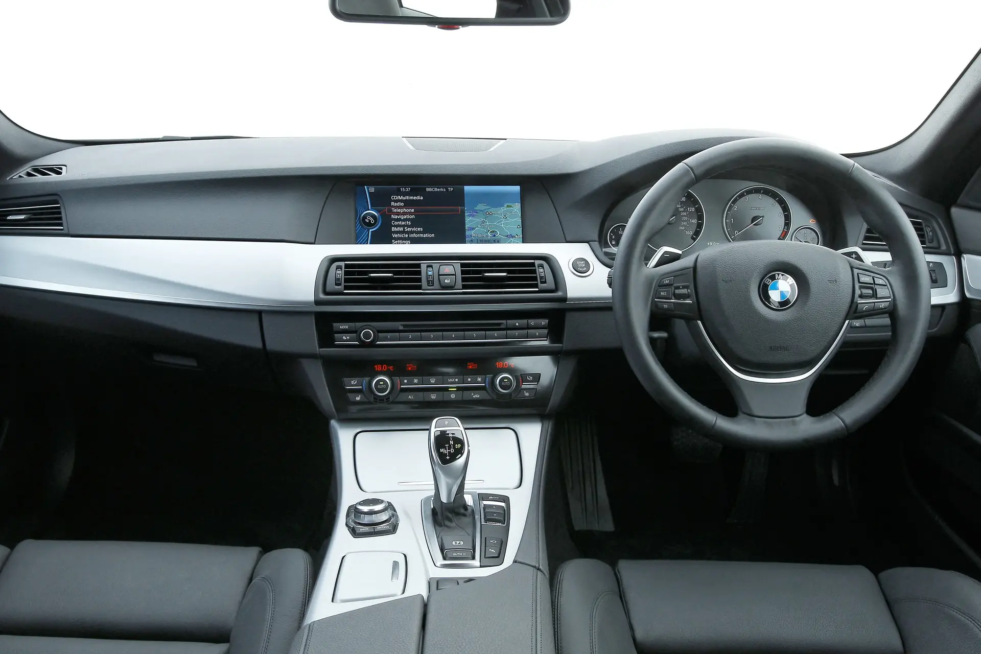 BMW 5 Series (2010-2017) Review: Interior close up photo of the BMW 5 Series dashboard