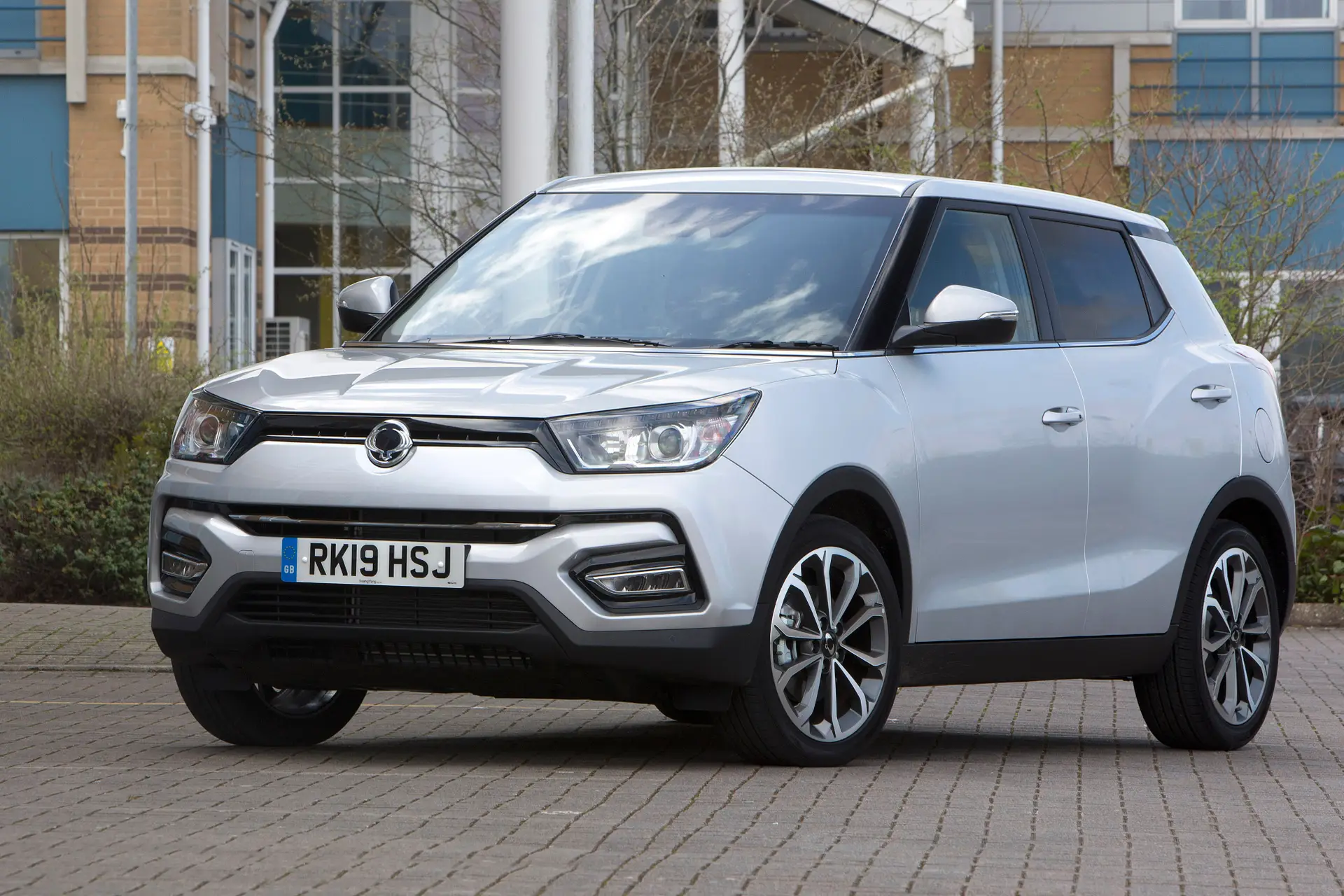 SsangYong Tivoli Review 2023: Front Side View