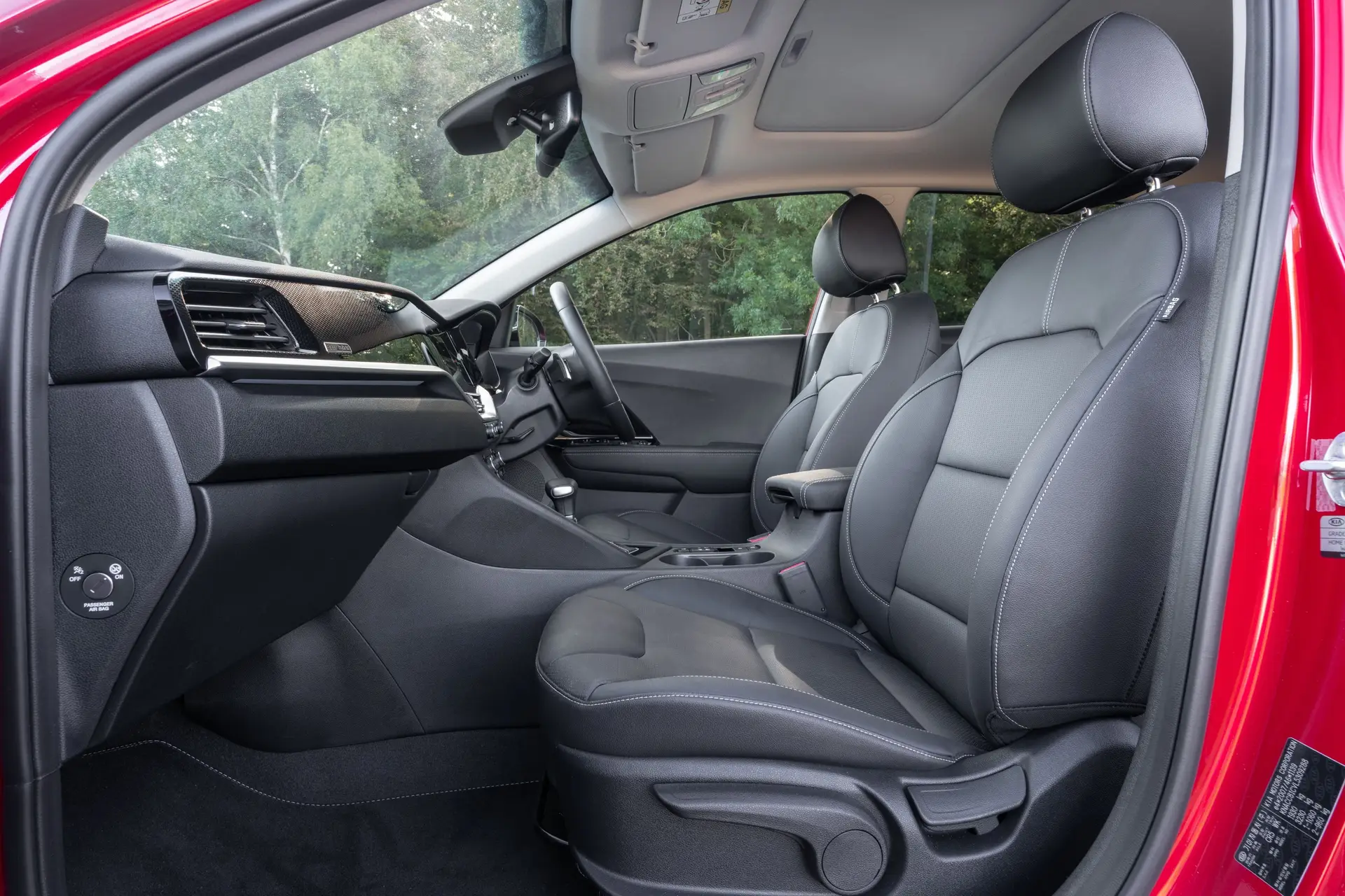 Kia Niro Hybrid Review 2016-2021 front interior