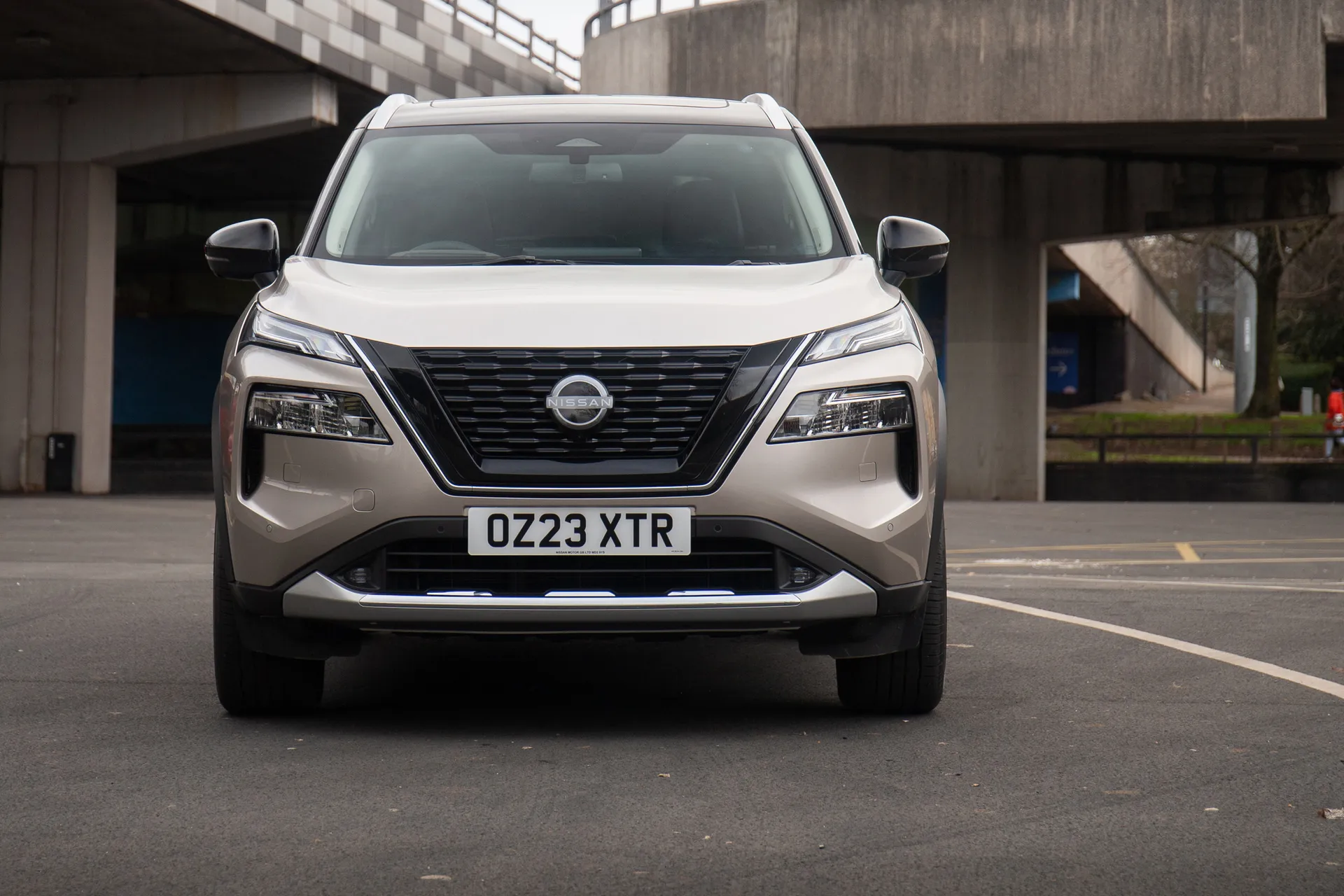 Nissan X-Trail Review: front grille