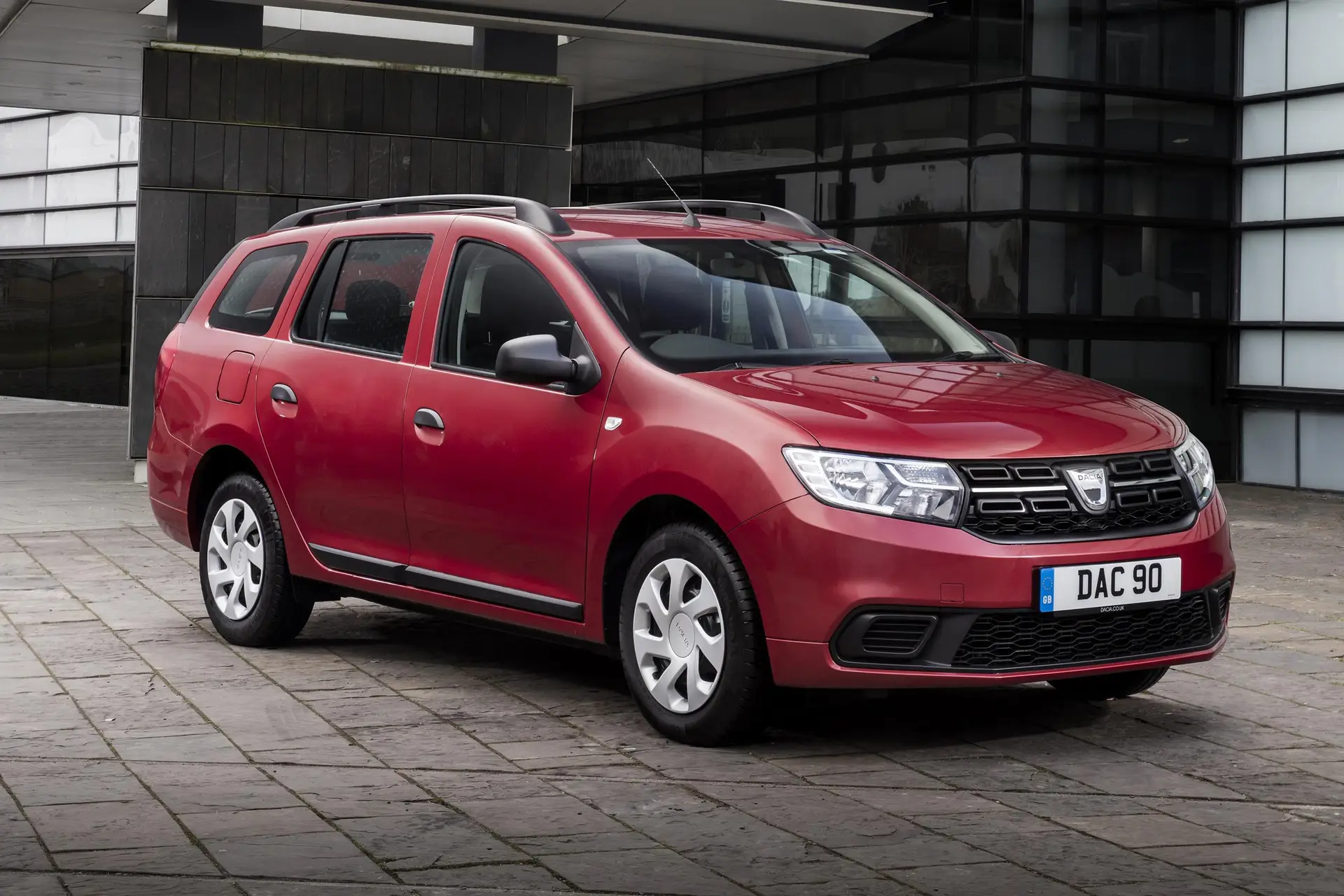 Dacia Logan MCV Review 2023: front static