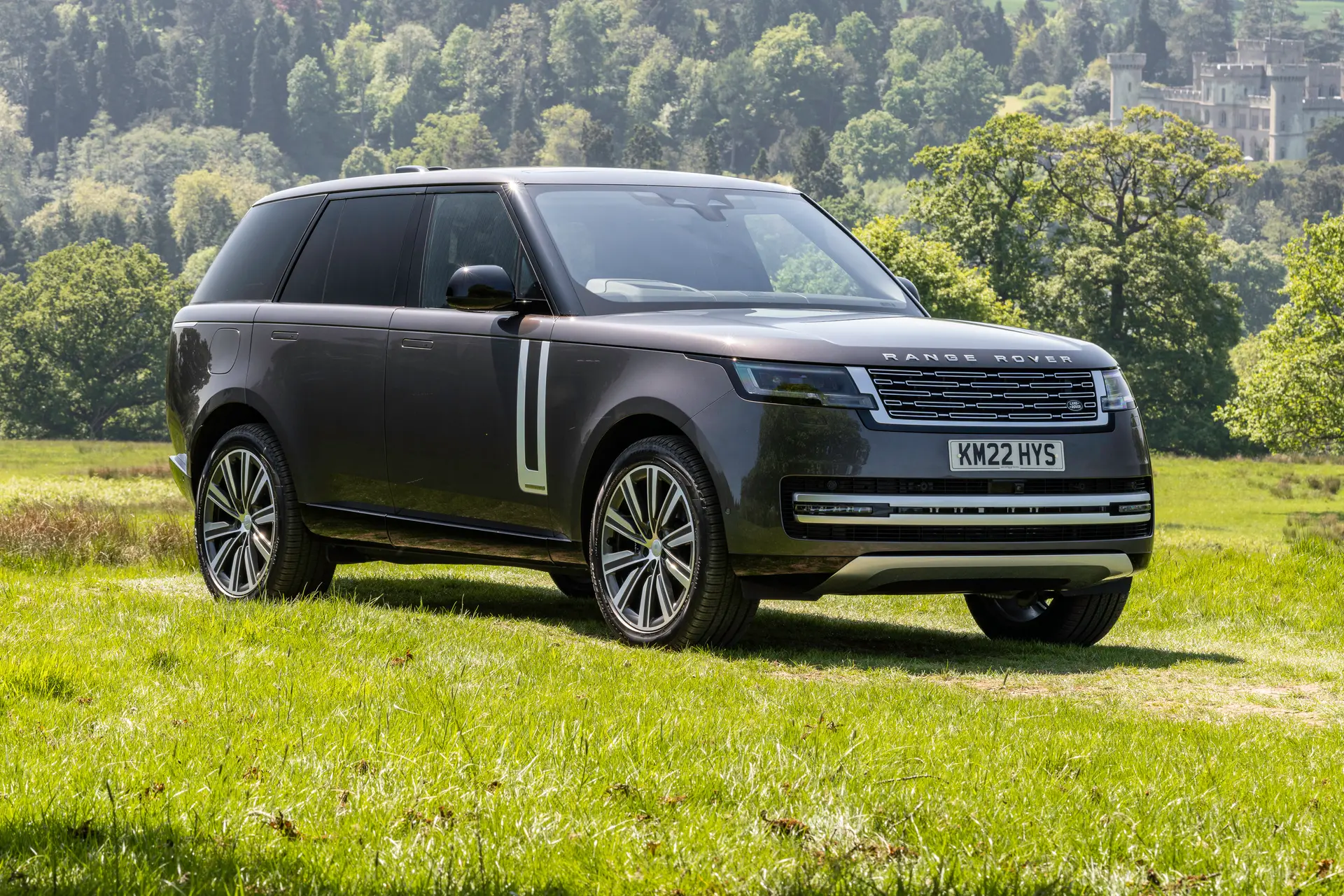 Range Rover Review 2024: static