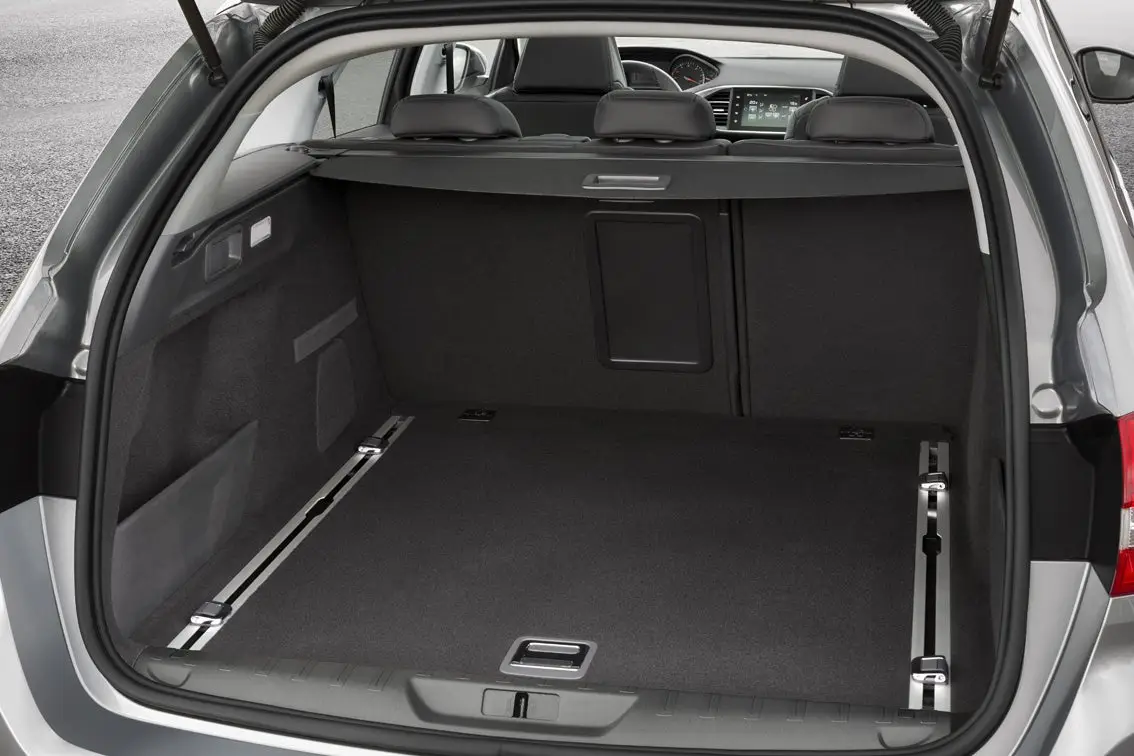 Peugeot 308 SW (2014-2021) Review: interior close up photo of the Peugeot 308 SW boot space