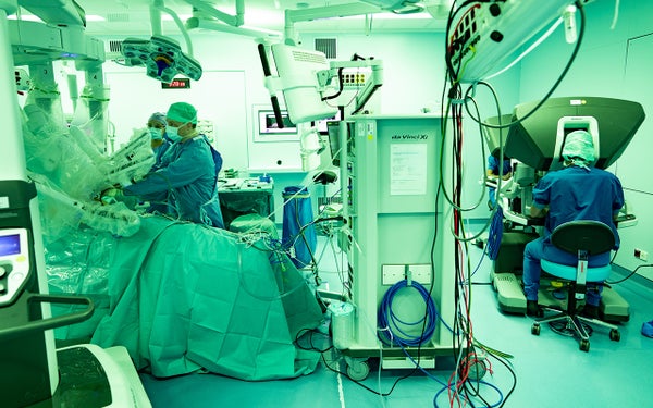 Chirurgie robot Davinci