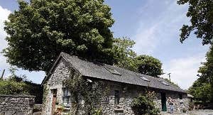 Burren Fine Wine & Food - Exterior