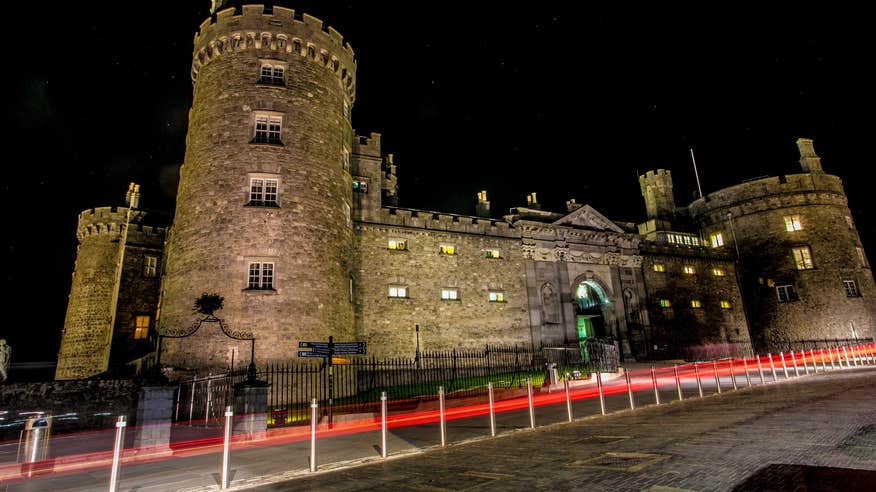 Kilkenny Castle at night.