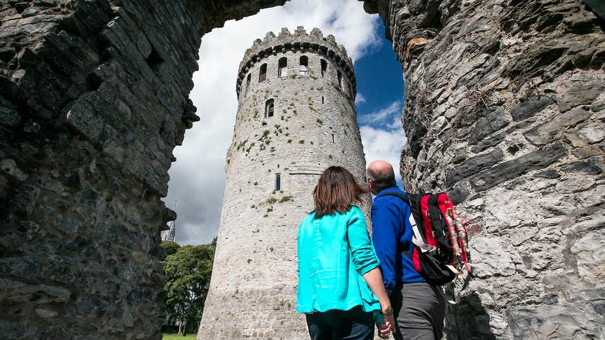 A couple admiring Nenagh Castle in County Tipperary.