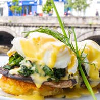 Osta Cafe & Wine Bar