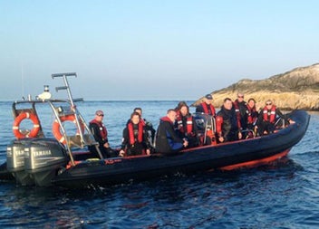 Dive crew out on the sea for a open water dive