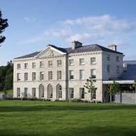 Farnham Estate Hotel exterior