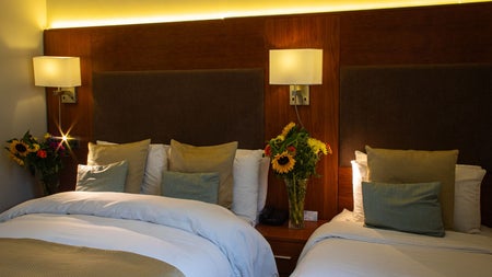 Twin bedroom