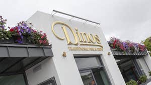 Dinos, Kinsale