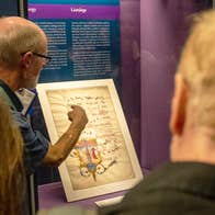 Turais i nGaeilge (Highlights tour in Irish)