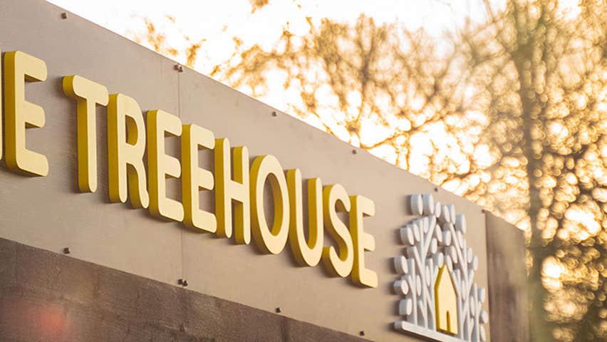 The Treehouse enclosed outdoor space for coffee and food