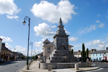 Stone monument in Abbeyleix, Co. Laois