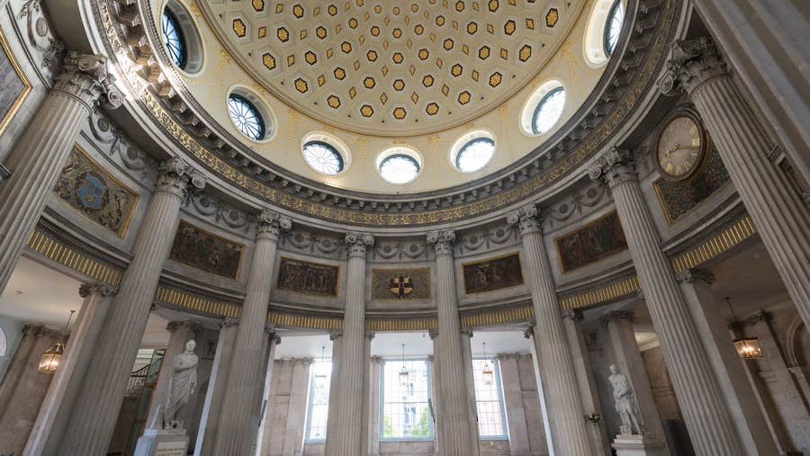 Rotunda at Dublin City Hall with domed gold gilded ceiling
