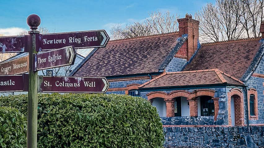 Kiltartan Gregory Museum exterior and signpost