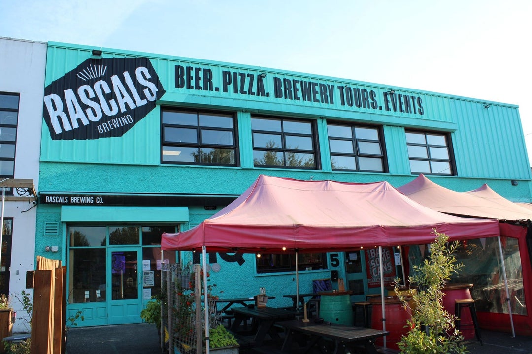 Colourful exterior of Rascals Brewing Company