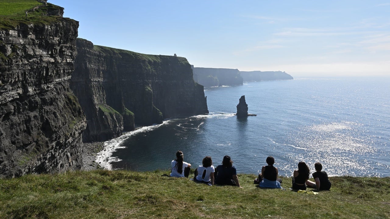 People enjoying views of the Cliffs of Moher with Ireland Whiskey Tours