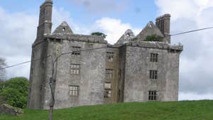 An old stone house on the Suck Valley Way