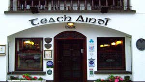 Andy's Bar & Restaurant