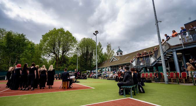 Cân Aderyn at Sunday's Well Tennis Club