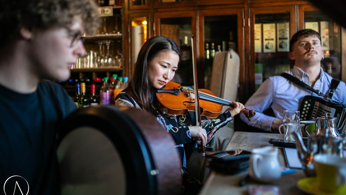 Conor captivated his audience throughout the weekend with music and songs.