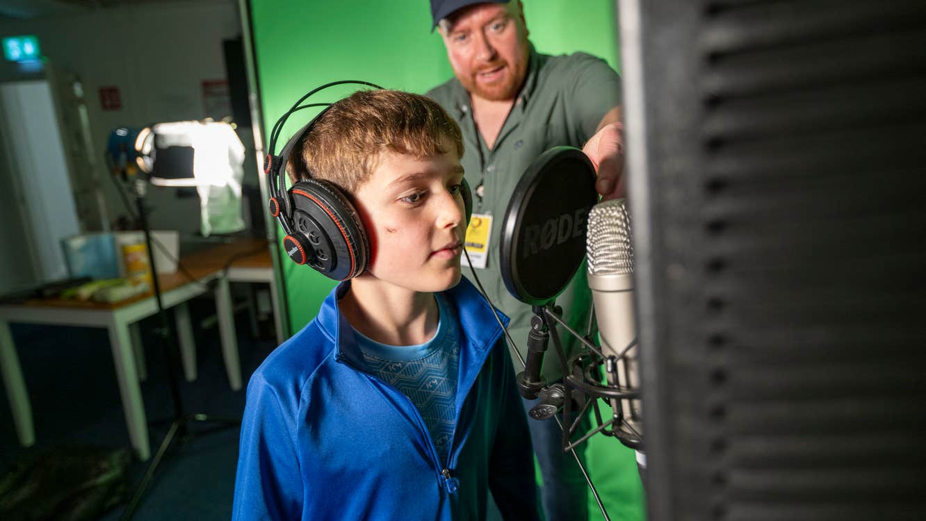 Creative workshops from industry professionals including sound editing, anime, drawing and storyboarding