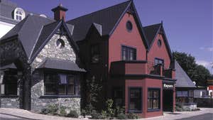 Kayne's Bar & Bistro