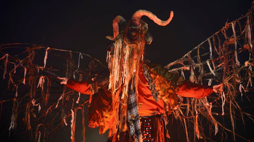 A street performer at the Waterford Samhain Festival 2023