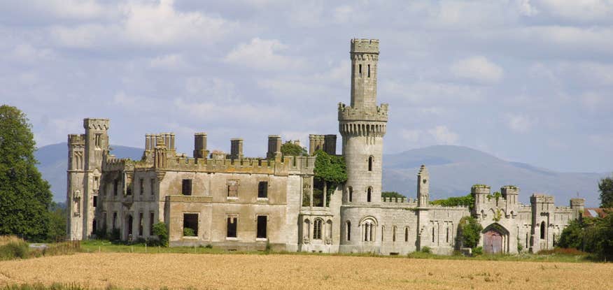 Exterior image of Ducketts Grove in County Carlow