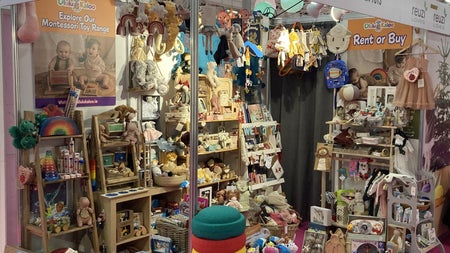 Dlulukaloo offer sustainable toys and are part of the reuzi sustainable collective at Gifted.