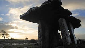 Poulnabrone