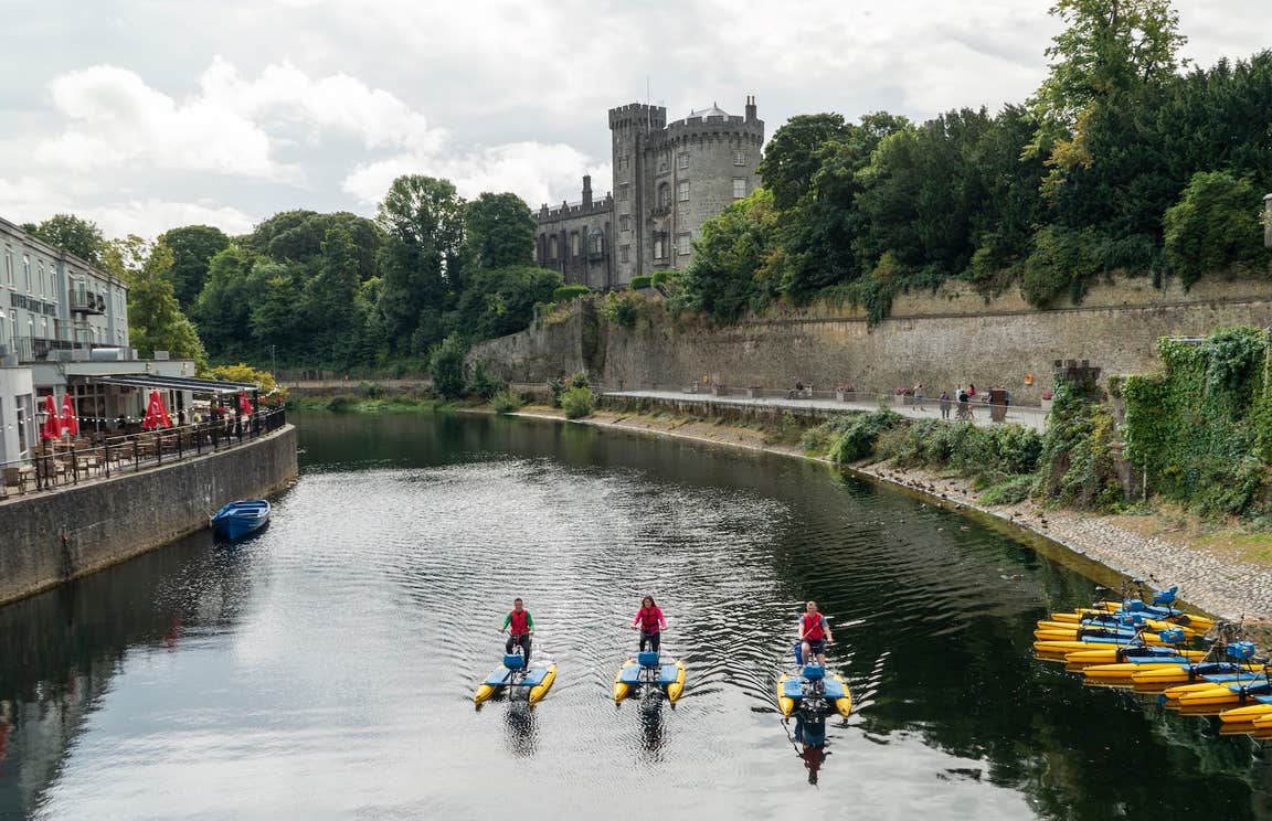 People hyrdobiking in Kilkenny city