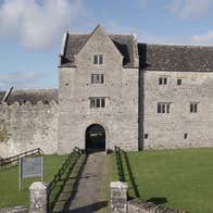 Exterior view of Parkes Castle
