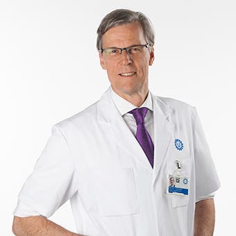 Proif. dr. F.J.M. Broekmans