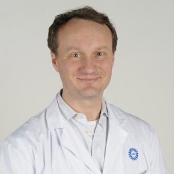 Dr. Houben