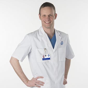Dr. Houwert