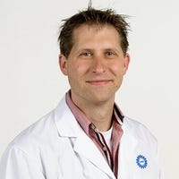 Dr. Breur