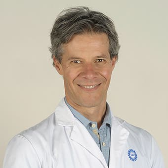 Dr. Jois van Montfrans