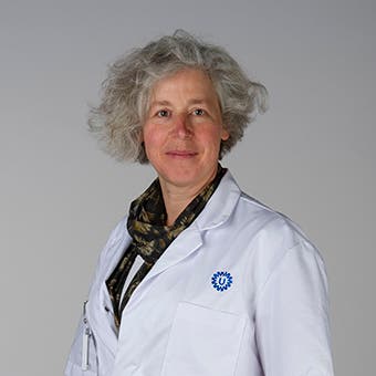 Drs. Ton